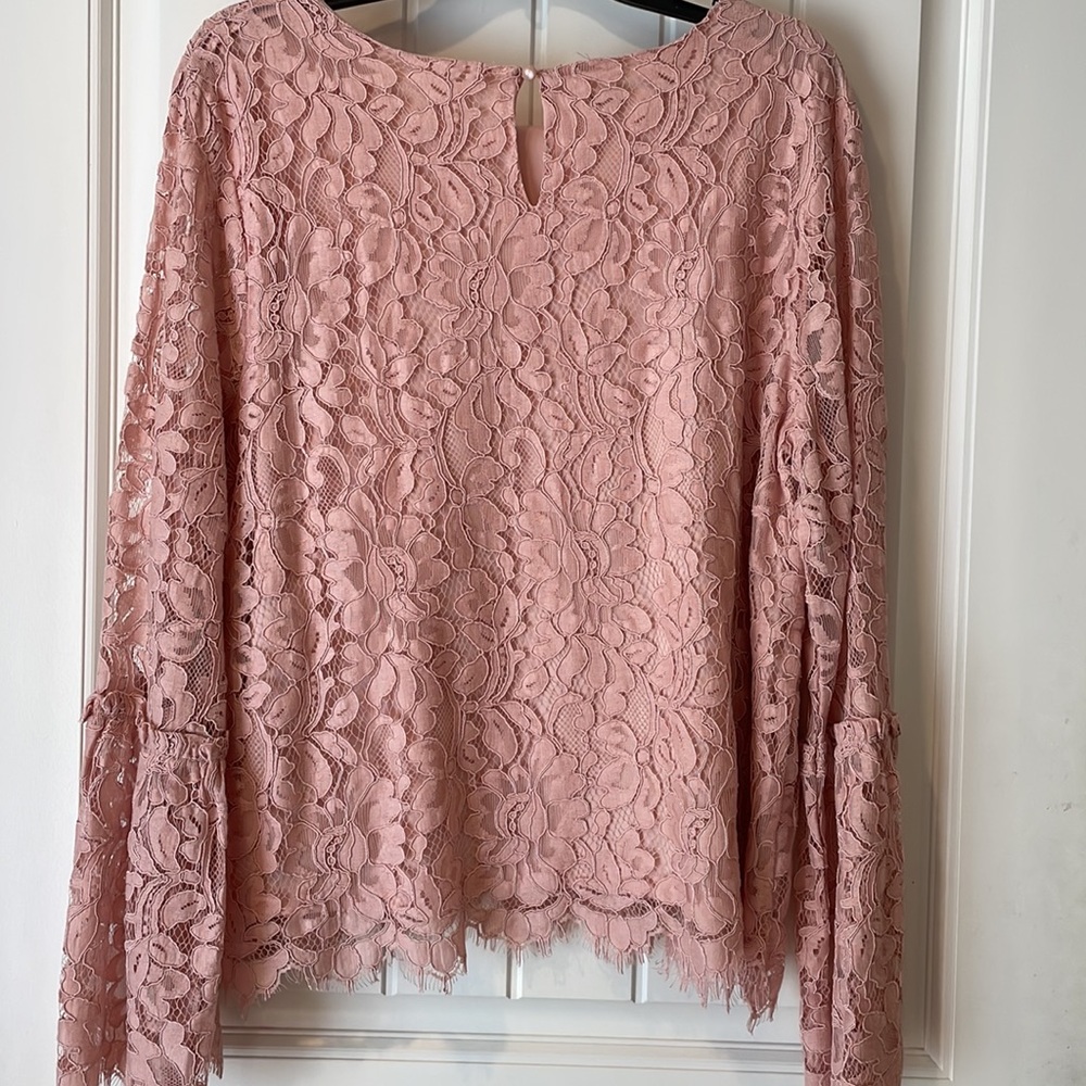 New gorgeous lace women’s blouse. Size XL - Picture 5 of 9